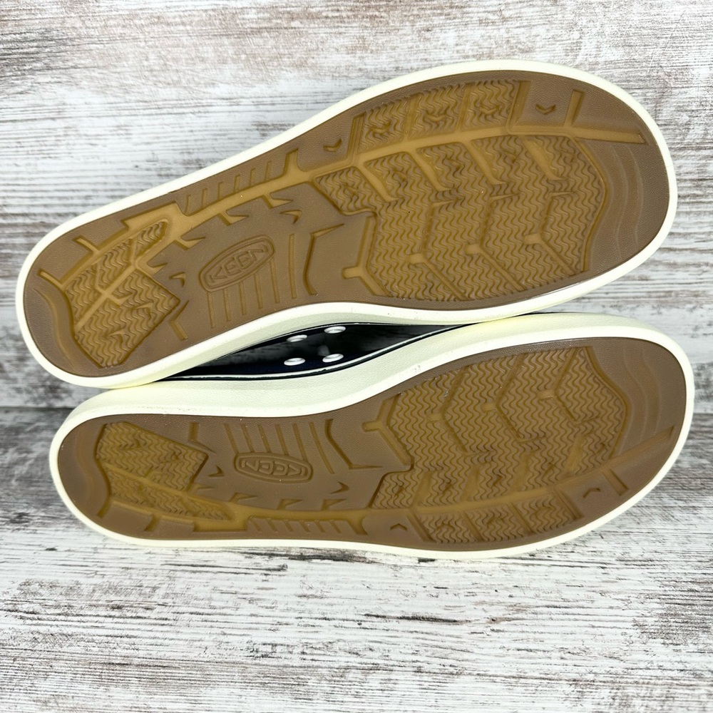 Keen Women's Navy and White Sneakers - Picture 7 of 8